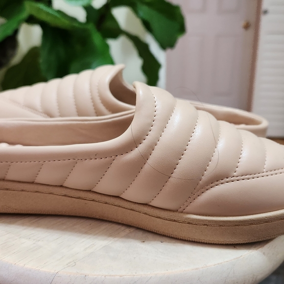 Modere Comfort shoes size 8. - Picture 4 of 4